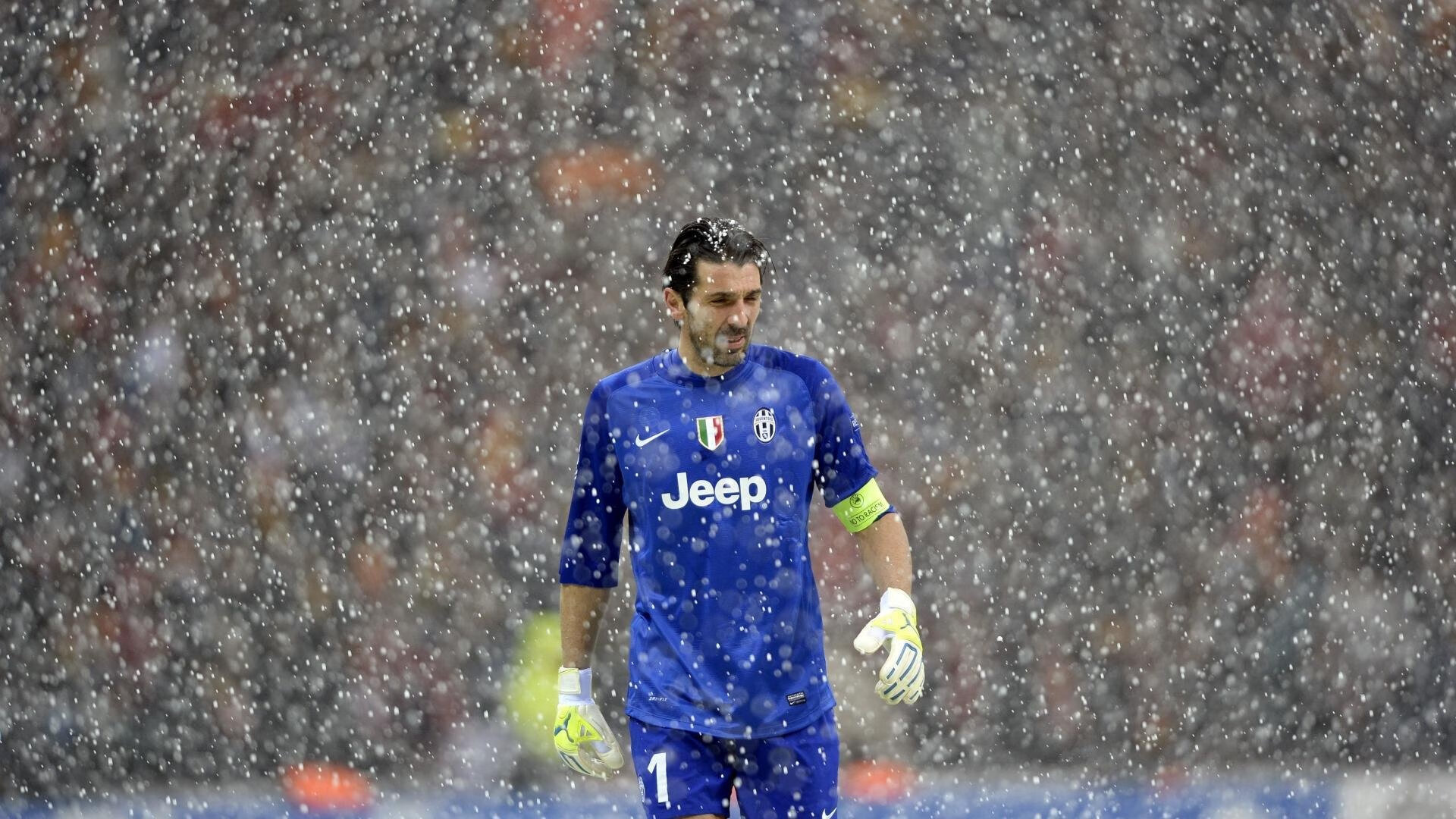 职业联赛加强球员体能监控确保竞技状态稳定，球员体能训练